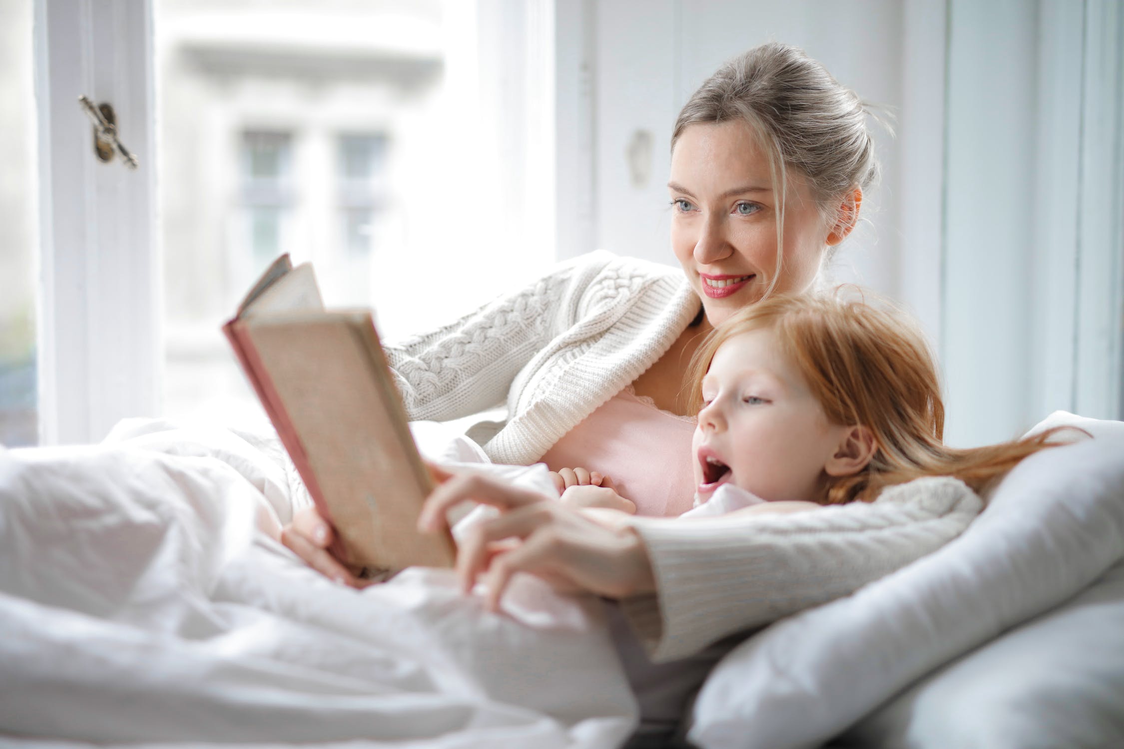 Čítajte si s deťmi aj vy počas Noci s Andersenom / Foto: Pexels