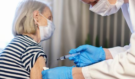 NCZI sa pripravuje na zabezpečenie prihlasovania na tretiu dávku vakcíny