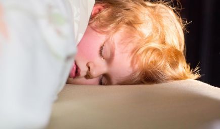 Spánok pozitívne ovplyvňuje detskú pamäť