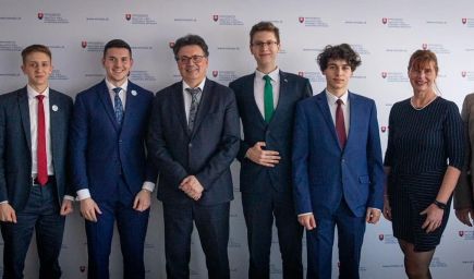 Aliancia stredoškolákov sa stretla s Horeckým, hovorili o maturitách i energiách