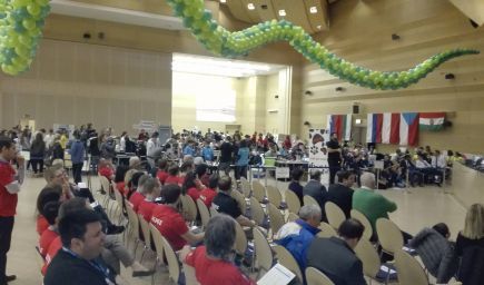 Slovenskí žiaci uspeli aj na semifinále FIRST LEGO League v Debrecíne