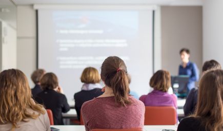 Neformálne vzdelávanie riaditeľov ZŠ a SŠ v rámci národného projektu IT Akadémia