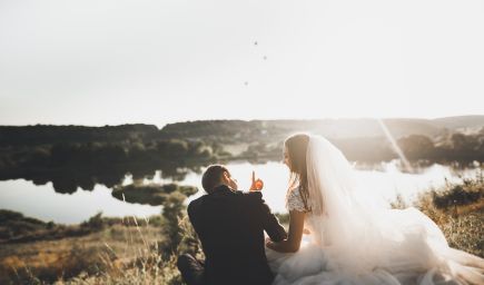 Ženy sú šťastnejšie s menej atraktívnymi mužmi, tvrdí štúdia