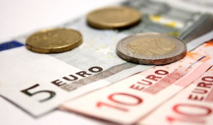 Platy učiteľov sa od septembra 2017 zvýšia o šesť percent