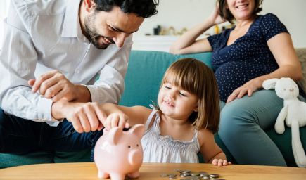 Kreatívne spôsoby, ako deti naučiť narábať s peniazmi