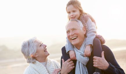 Starí rodičia a vnúčatá: Ako si budovať ideálne vzťahy?