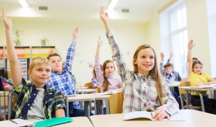 Školy dostanú viac ako pol milióna eur za mimoriadne výsledky žiakov