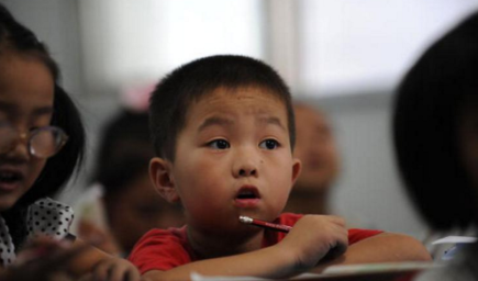 Čínske vzdelávanie: Čínske deti nemajú detstvo. Tlak je na ne obrovský už pred nástupom do školy