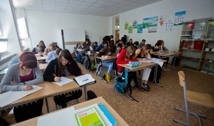 Žiaci ojedinelého slovensko-čínskeho štúdia dostanú prvé vysvedčenia