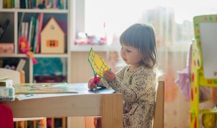 Jednoduché jarné dekorácie vyrobené spolu s deťmi