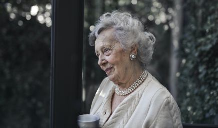 Aktivity pre ľudí s Alzheimerom, ktoré im pomáhajú zažiť pocit úspechu