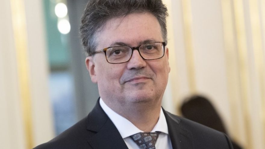 minister školstva Ján Horecký