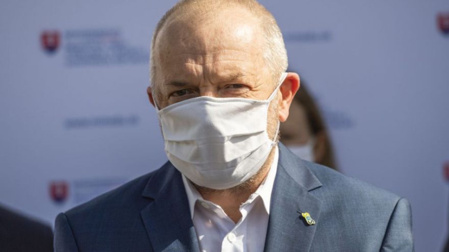 Na archívnej snímke štátny tajomník Ministerstva školstva, vedy, výskumu a športu (MŠVVŠ) SR pre šport Ivan Husár.