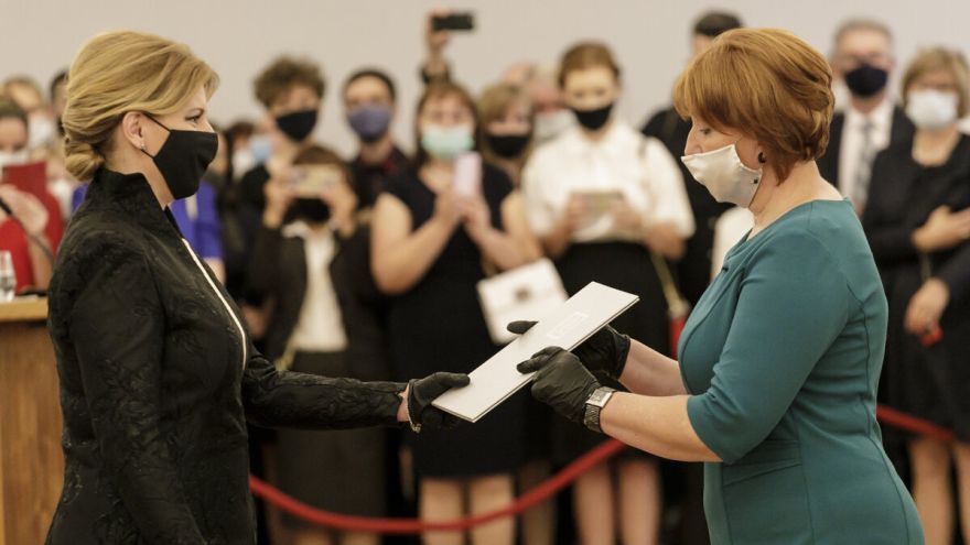 Prezidentka Zuzana Čaputová v utorok vymenovala 54 nových vysokoškolských profesorov. 