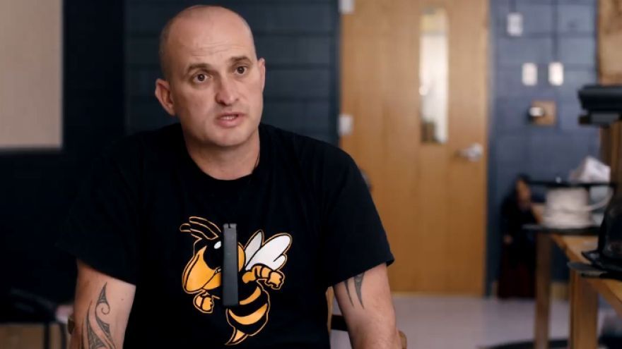Hamish Brewer, riaditeľ Fred M. Lynn Middle School, robí  zo školy výnimočné miesto, kam sa deti tešia.