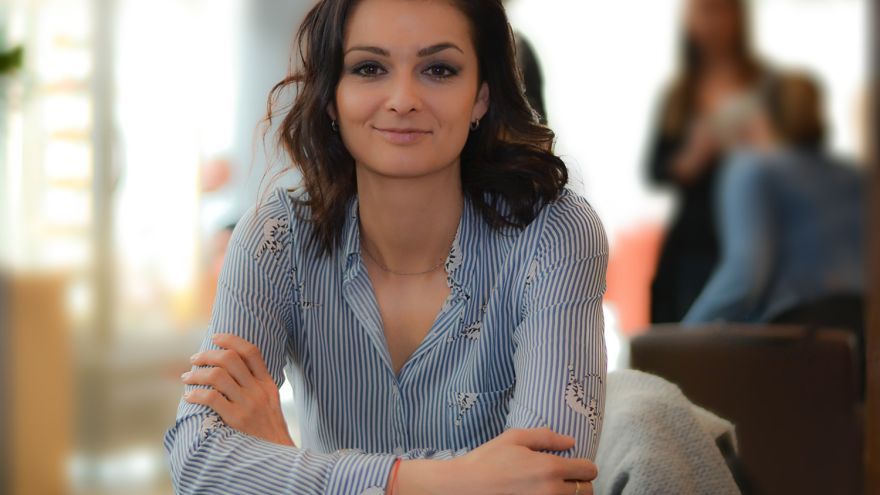 Lucia Kandráčová z neziskovej organizácie EDULAB tvrdí, že dnešné deti si vedia vypočítať, koľko zaplatia v obchode, aký bude výdavok, ale nerozumejú základným pojmom a často ani hodnote peňazí ako takej.