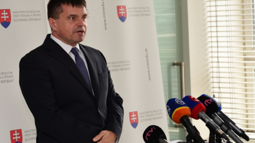 Na zvyšovanie platov učiteľov v regionálnom školstve pôjde 30 mil. eur 