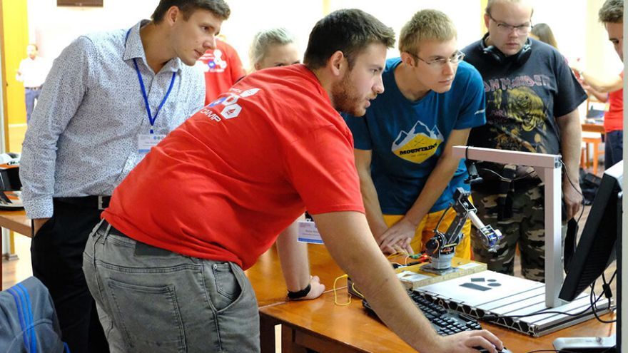 Technical Computing Camp sa opäť uskutoční 10. – 11. septembra 2020 v Brne.