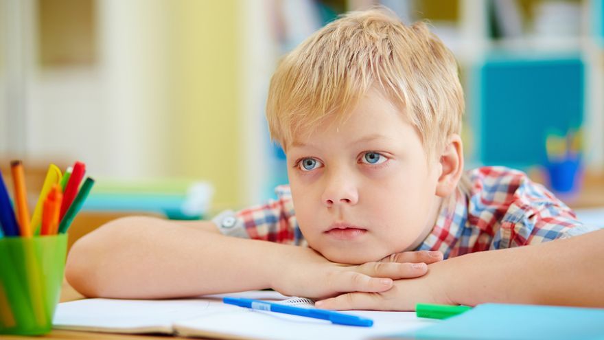 Neúspech je jednou z najčastejších vecí, z ktorej majú deti v škole strach. Je preto dôležité povedať im, že neúspech je pre naše zlepšovanie nevyhnutný. Podávať im kritiku vhodne a motivovať ich ňou k zlepšeniam a nie apatii. 