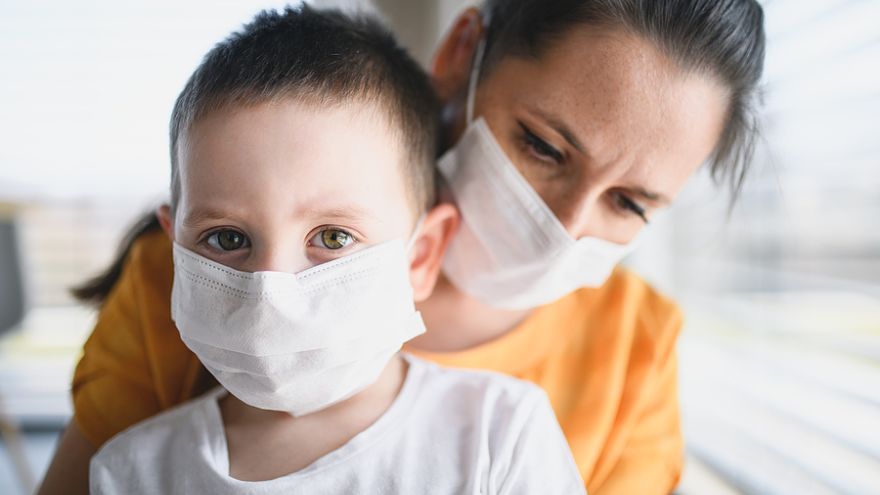 Vláda po troch dňoch rokovaní zverejnila nové uznesenie s novými pravidlami, ktoré majú zlepšiť kritickú epidemiologickú situáciu na Slovensku.  