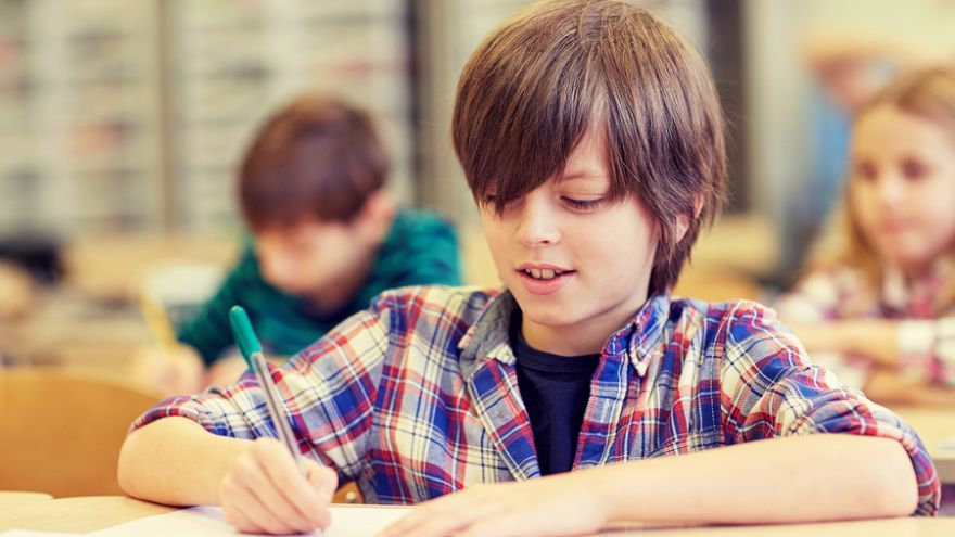 Dylan Wiliam vyvracia aj niektoré zabehnuté presvedčenia o učení a fungovaní škôl.