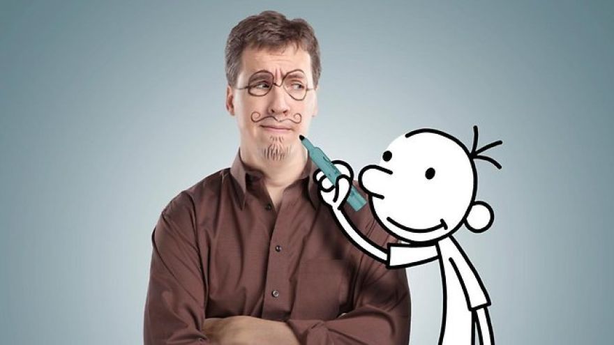 Spisovateľ Jeff Kinney je autorom mimoriadne obľúbeného diela Denník odvážneho bojka.