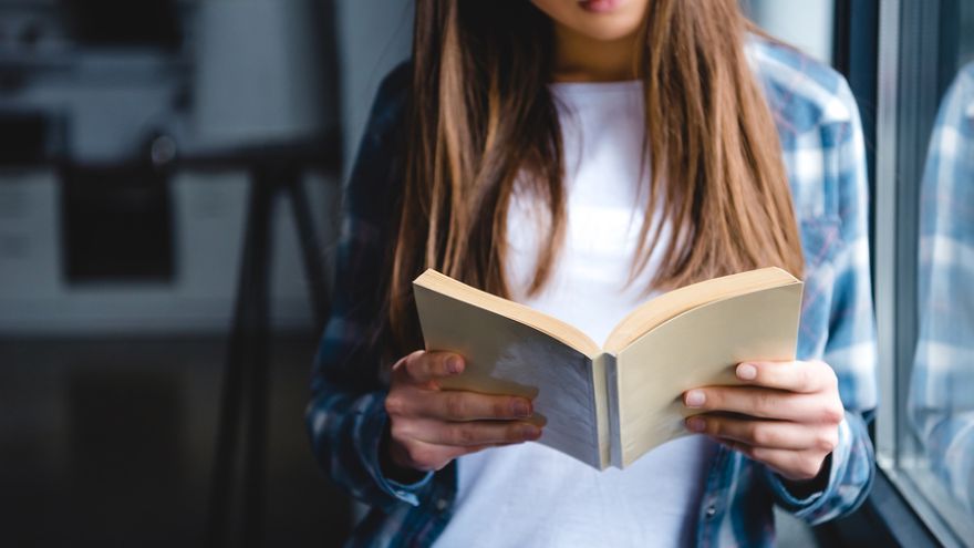V súčasnosti, keď sa na nás z každej starny valí veľké množstvo informácií, občas je nutné sa vedieť aj veľmi rýchlo orientovať v texte. 