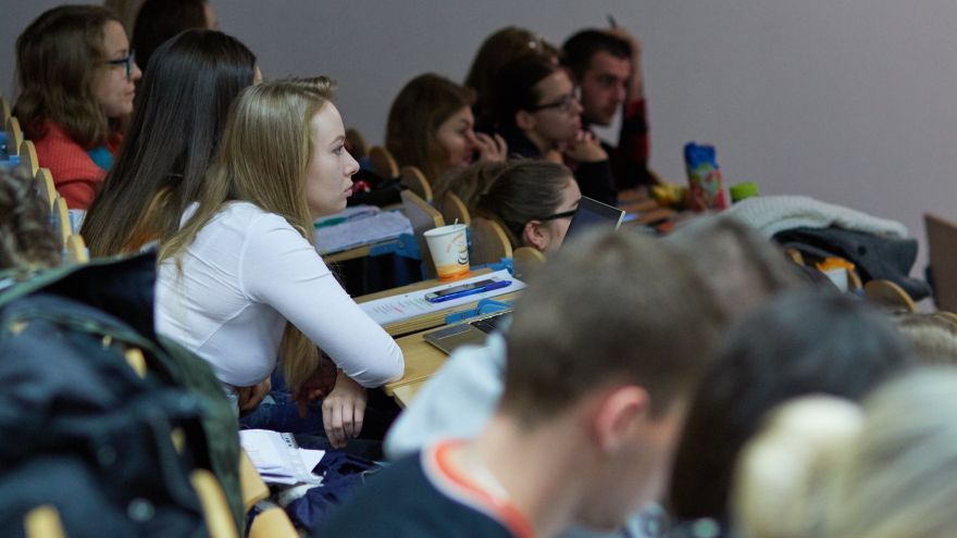 Fakulta práva Paneurópskej vysokej školy otvára nový program Medzinárodné vzťahy a diplomacia aj v angličtine.