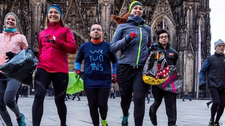 Plogging je beh, ktorý dokáže zlepšiť okolie, kde žijete. 