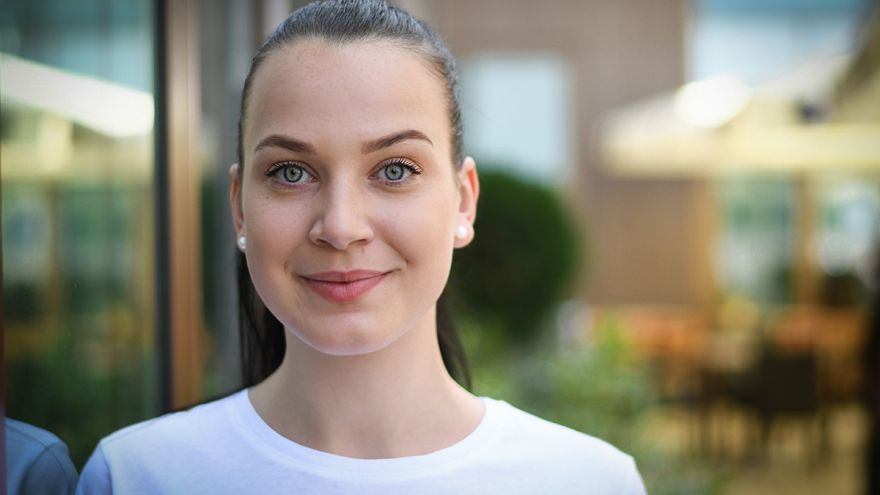Nikola Sekerešová, víťazka súťaže Veľvyslanectvo mladých 2019 