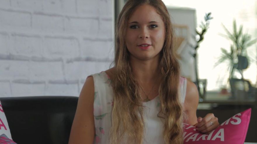 KRISTÍNA ŠTYRIAKOVÁ je študentka IT odboru Duálneho vzdelávania v spoločnosti T-Systems v Košiciach.