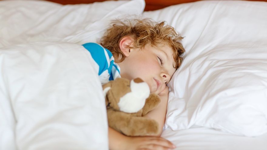 Ťažšie prikrývky na spanie pomáhajú deťom s nespavosťou, úzkosťou, ale i množstvom ďalších porúch.
