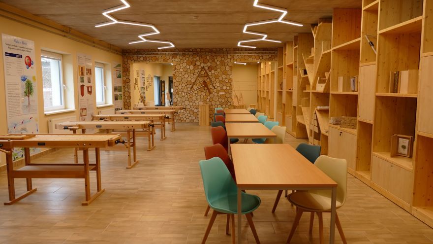 Lesná škola v Leviciach / Zdroj: forestschools.eu