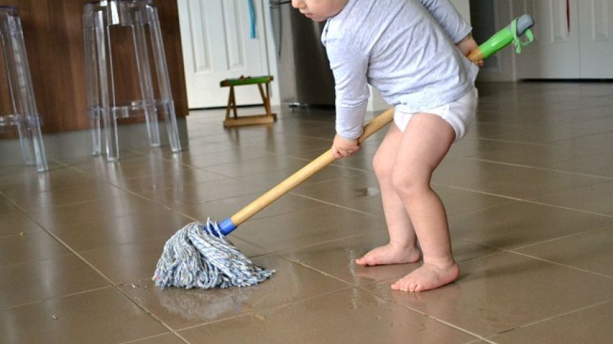 Domáce práce, ktorých sa ani tie najmenšie deti nezľaknú.