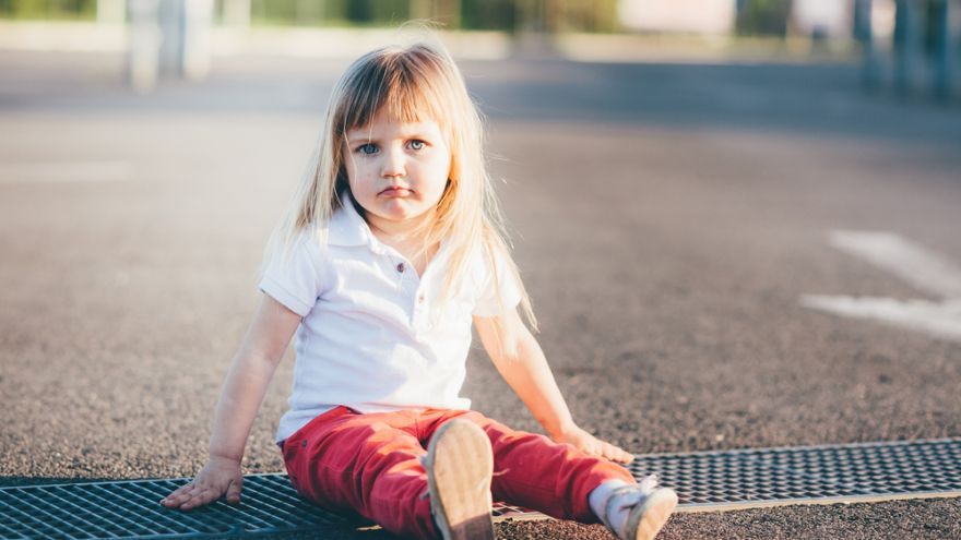 Detská vývojová špecialistka Emma Jenner upozorňuje na veci, ktoré sú podľa nej pre výchovu detí škodlivé. 