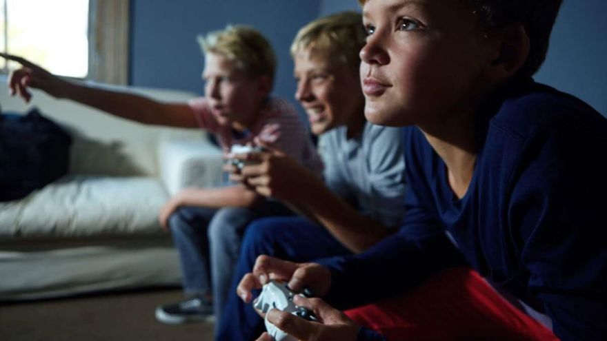 Samotní vedci sa stále dohadujú o vplyve násilných videohier na deti. 