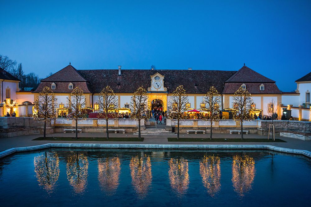 Vianočné trhy na zámku Schloss Hof