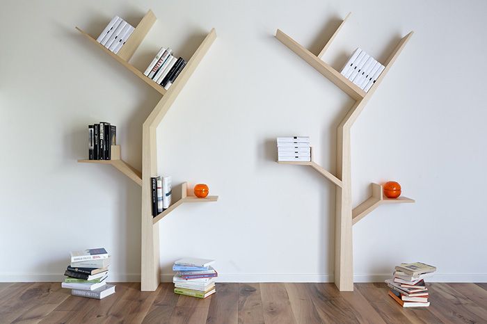 Kreatívna knižnica v tvare stromu